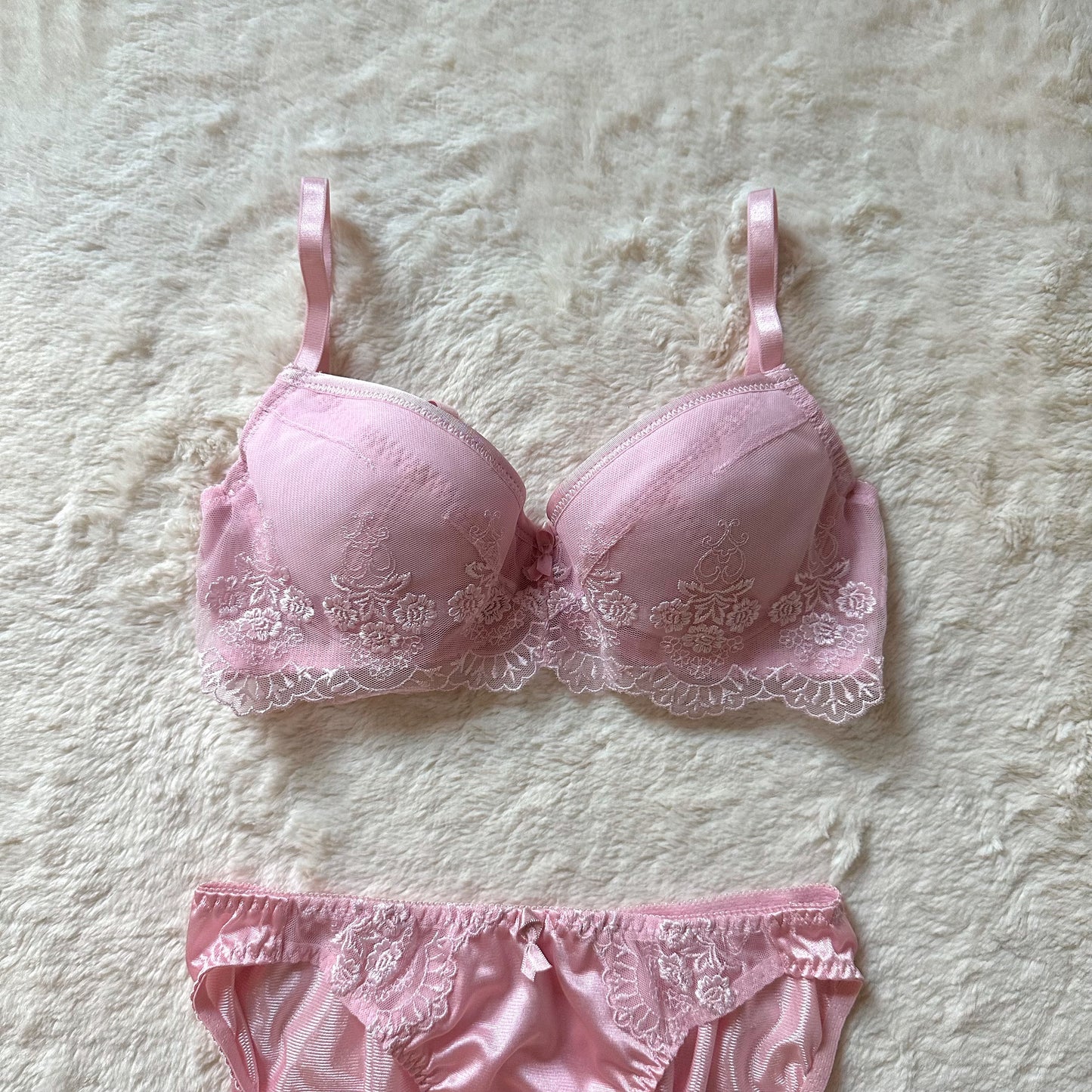 japanese brand baby pink daisy bra + panty set