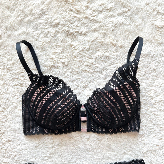 2019 black + pink lace bra + panty set