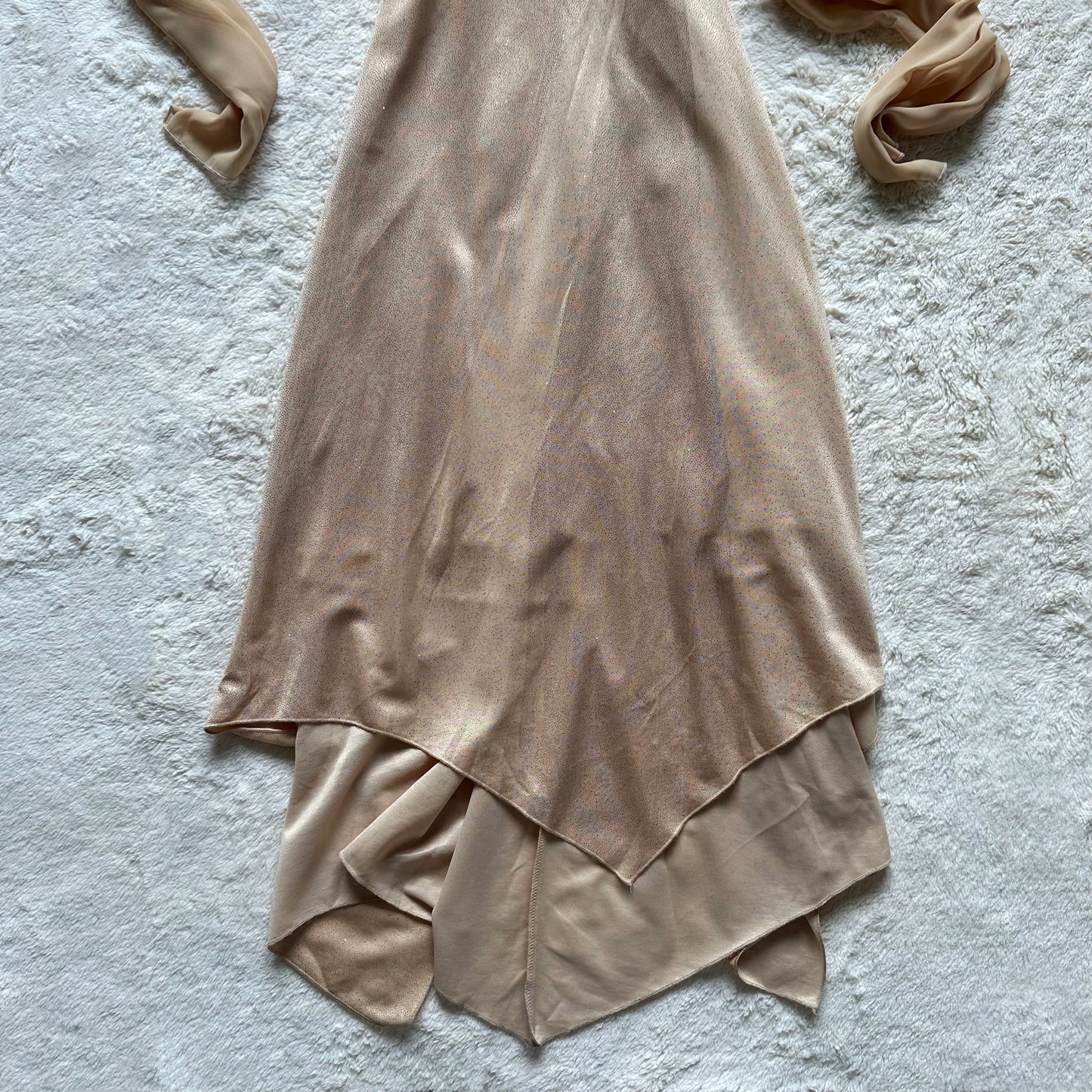 the leo gown