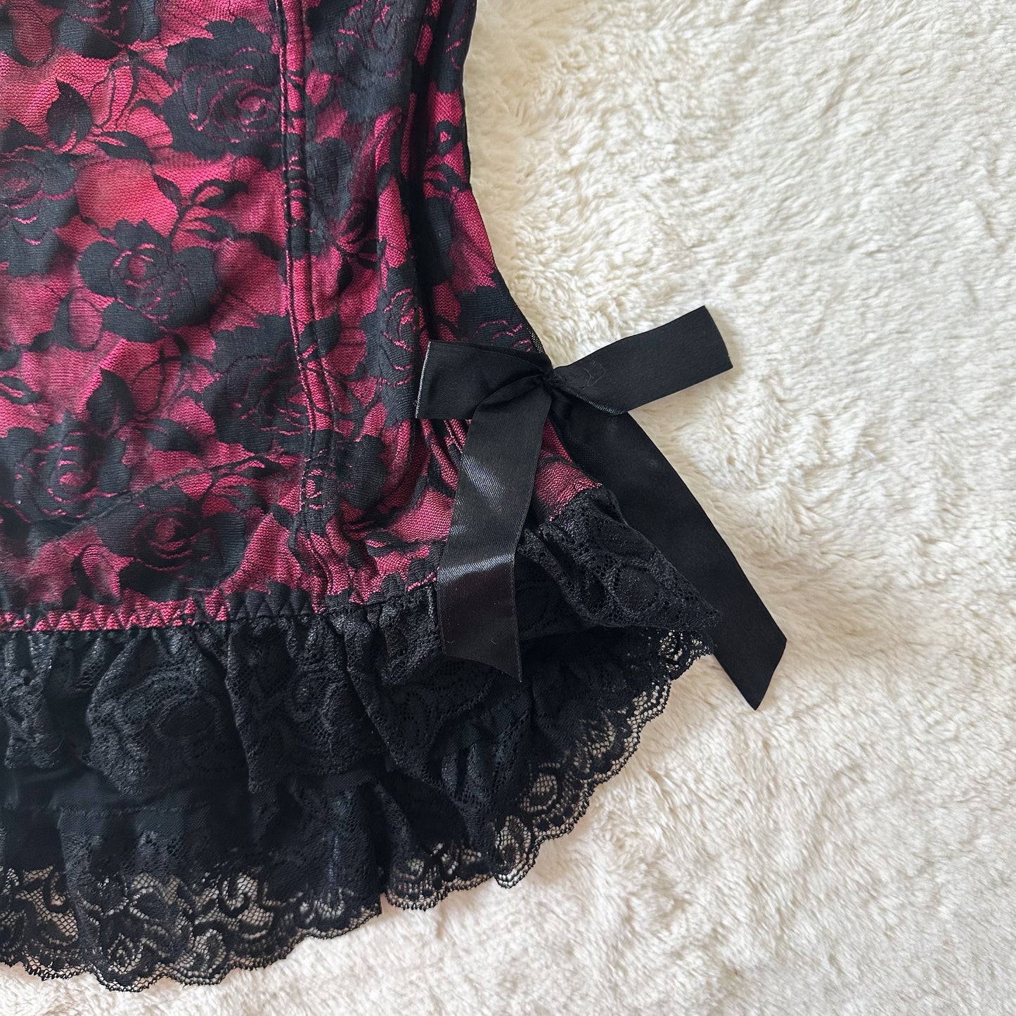 2000's merlot noir bustier