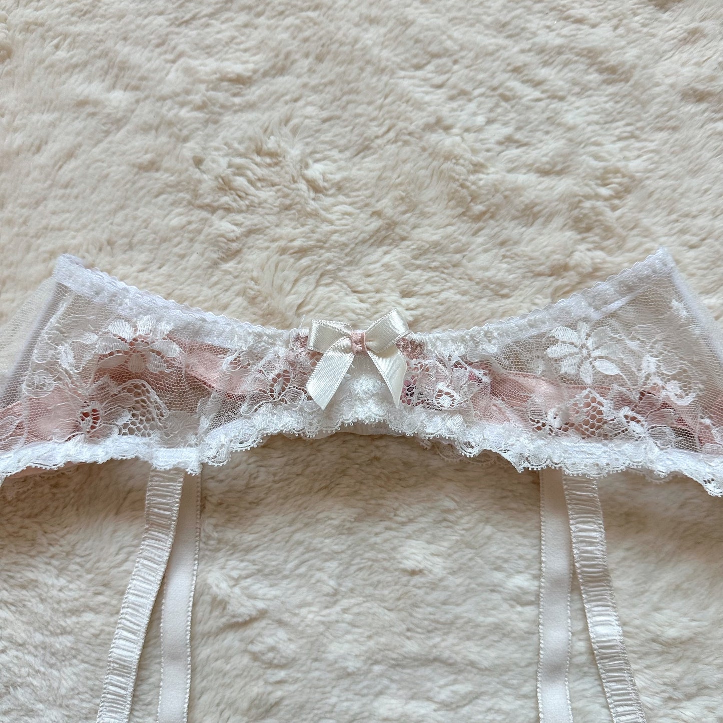 2000's blush veil ouvert panty + garter set