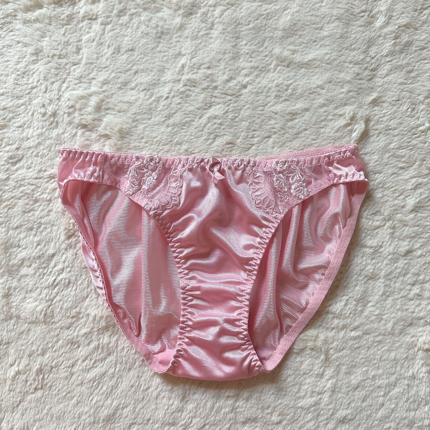 japanese brand baby pink daisy bra + panty set