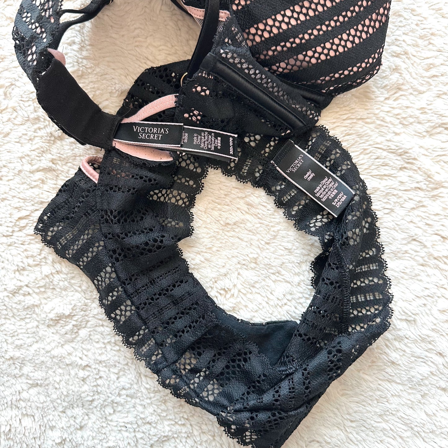 2019 black + pink lace bra + panty set