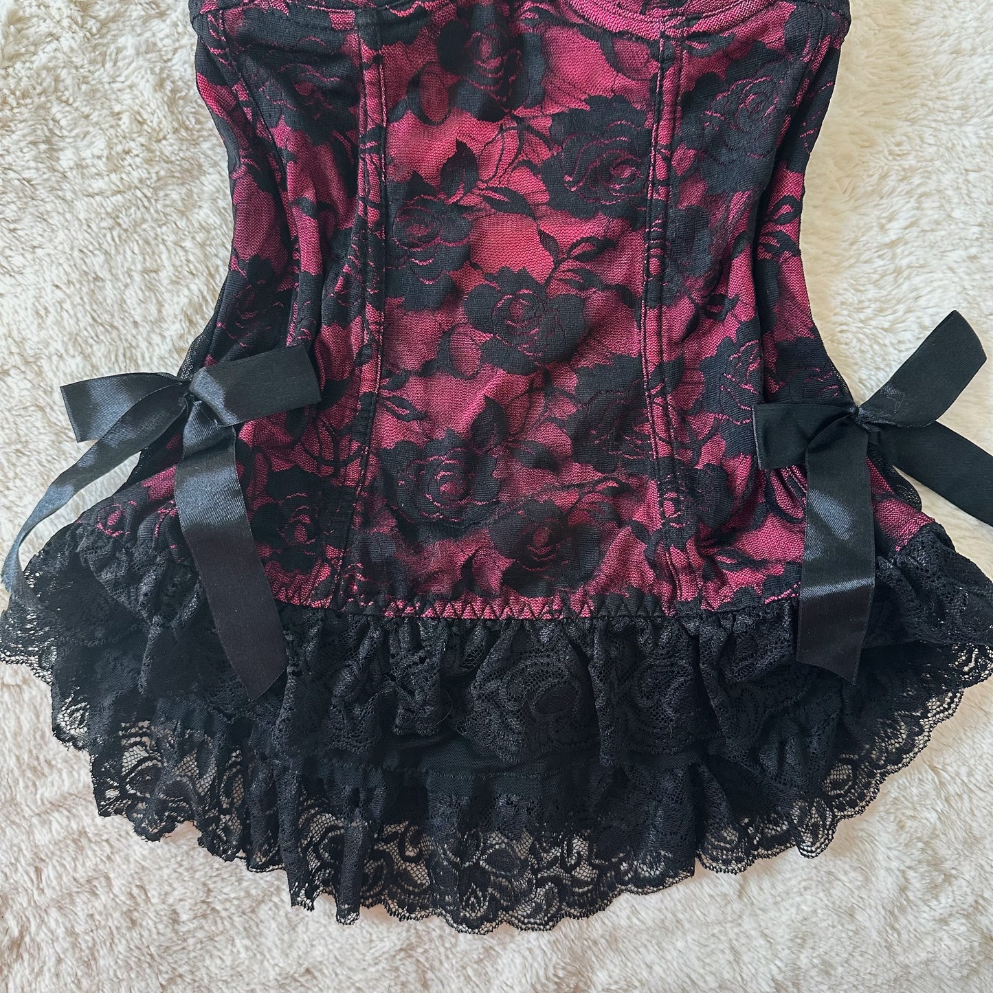 2000's merlot noir bustier
