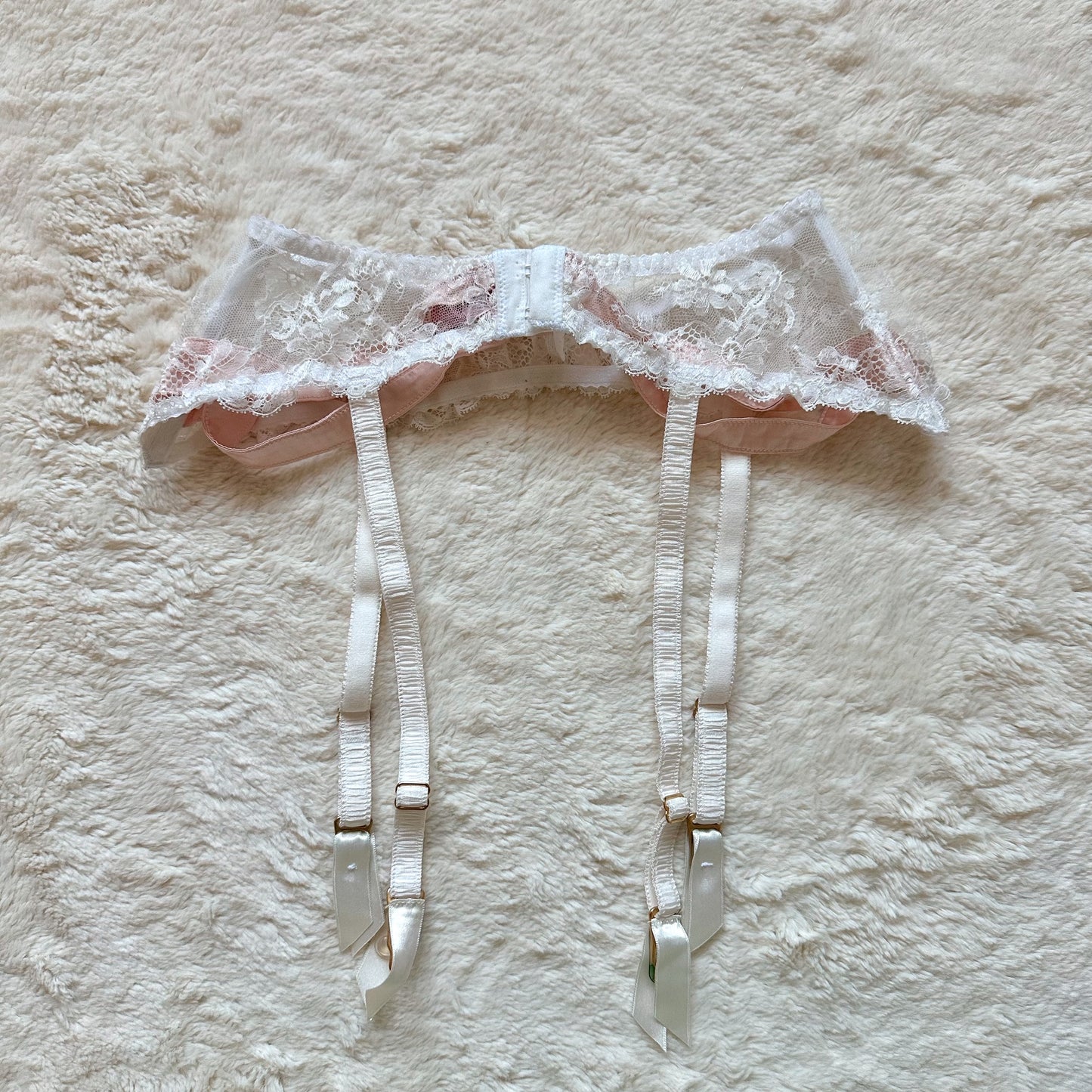 2000's blush veil ouvert panty + garter set