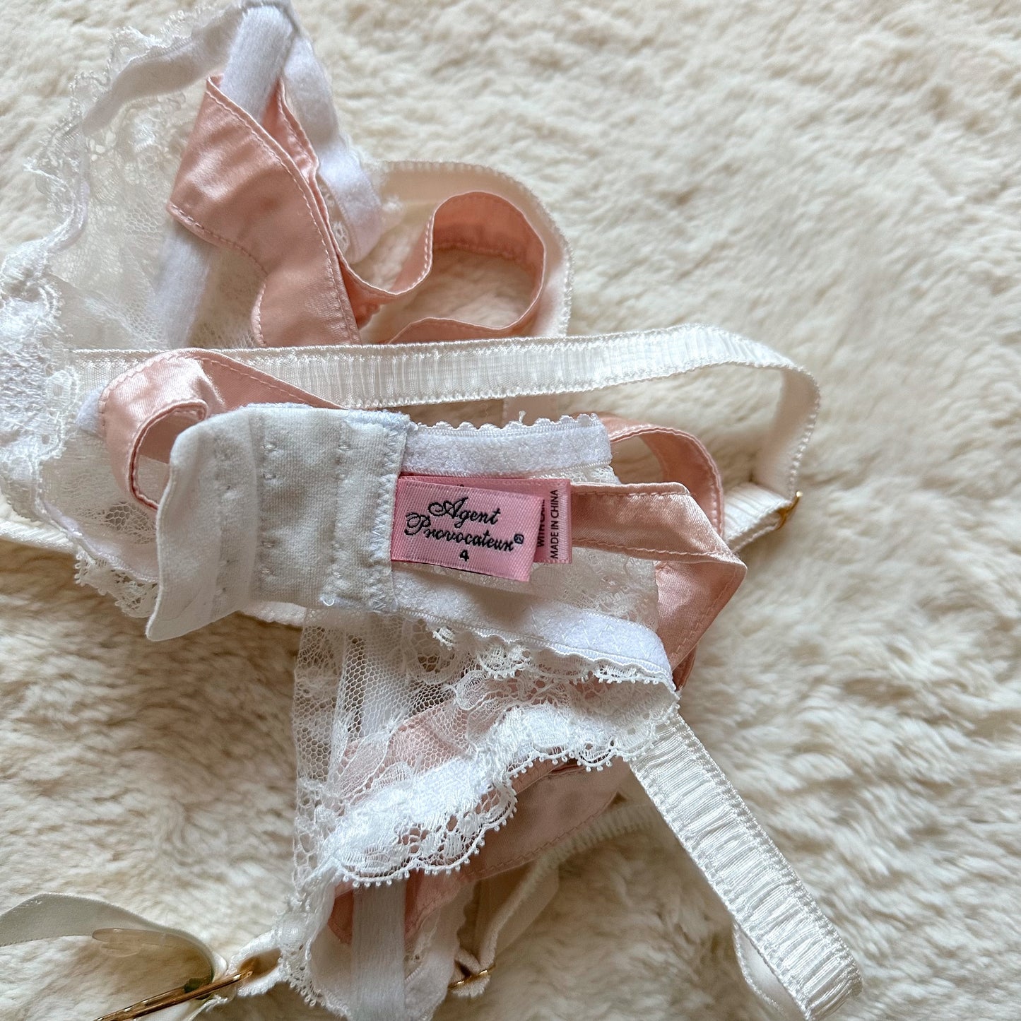 2000's blush veil ouvert panty + garter set