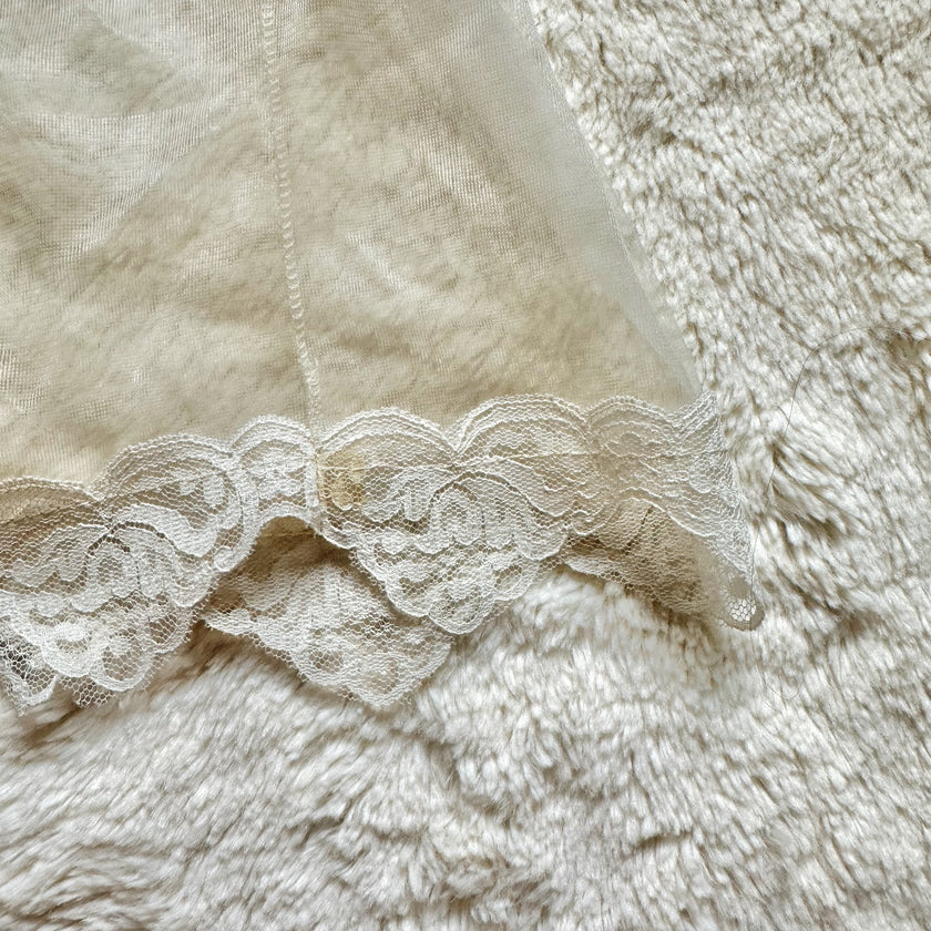 1980's something borrowed robe