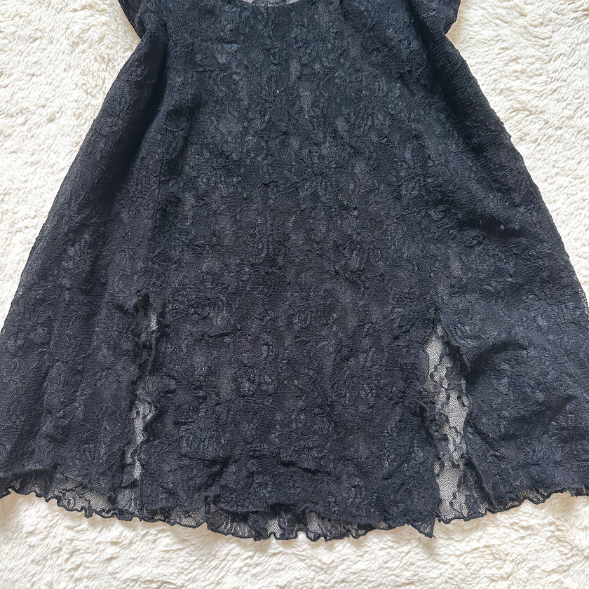 2000's lady lace slip dress