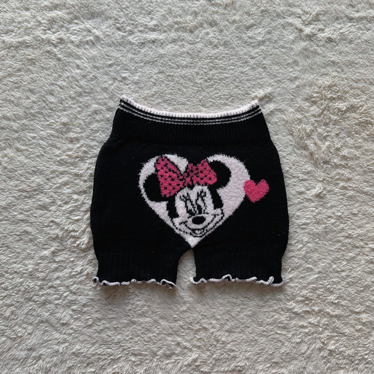 2010's disney minnie mouse fuzzy knit shorts