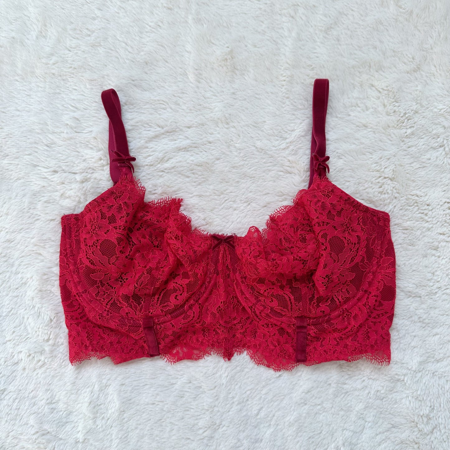 2016 merry merlot lace bra top