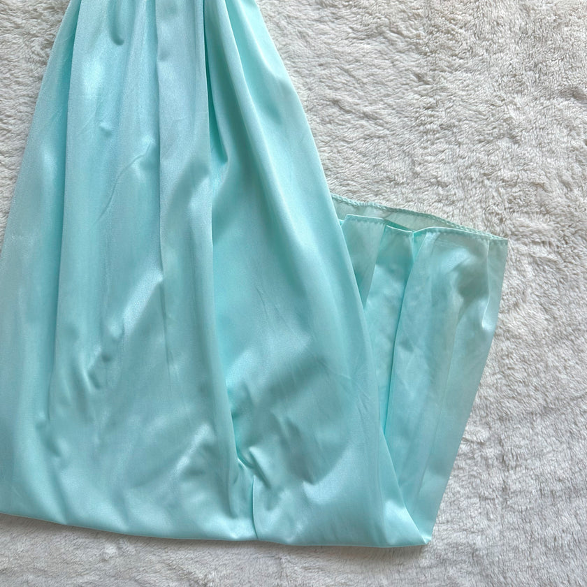 1980's aqua garden negligee