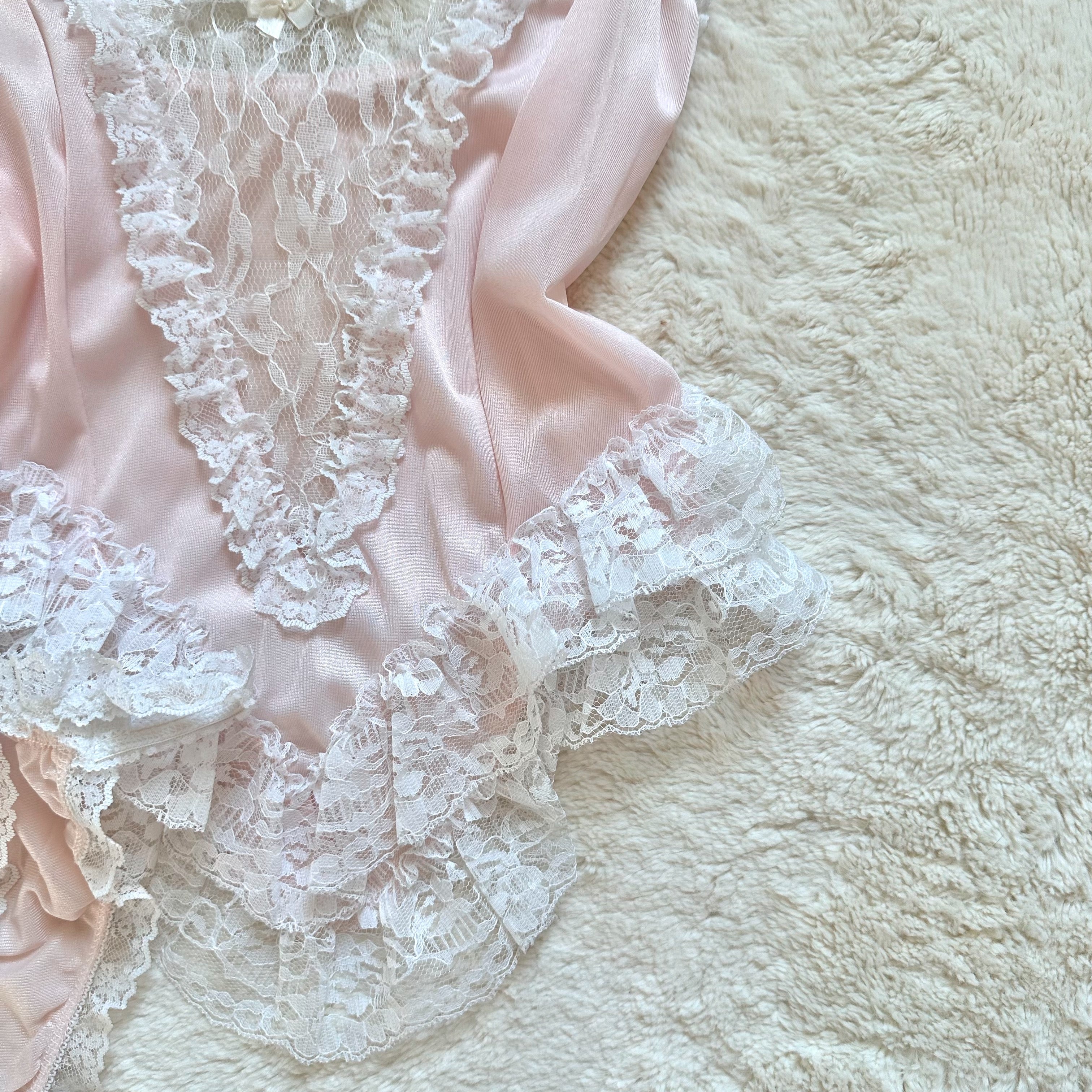 1980's petal & pearl set