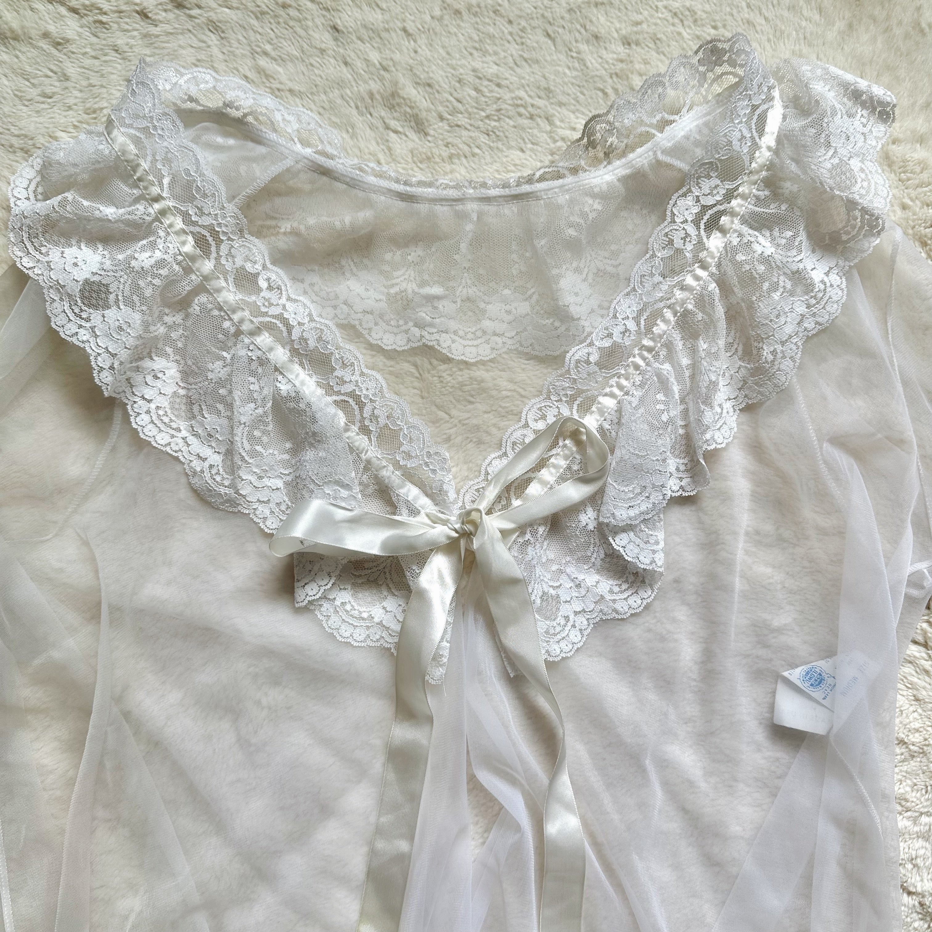 1980's after the ceremony peignoir
