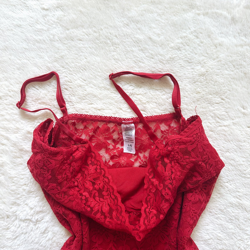 2000's red haze camisole
