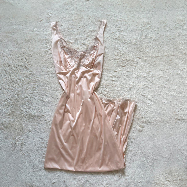 1990's peach blush negligee