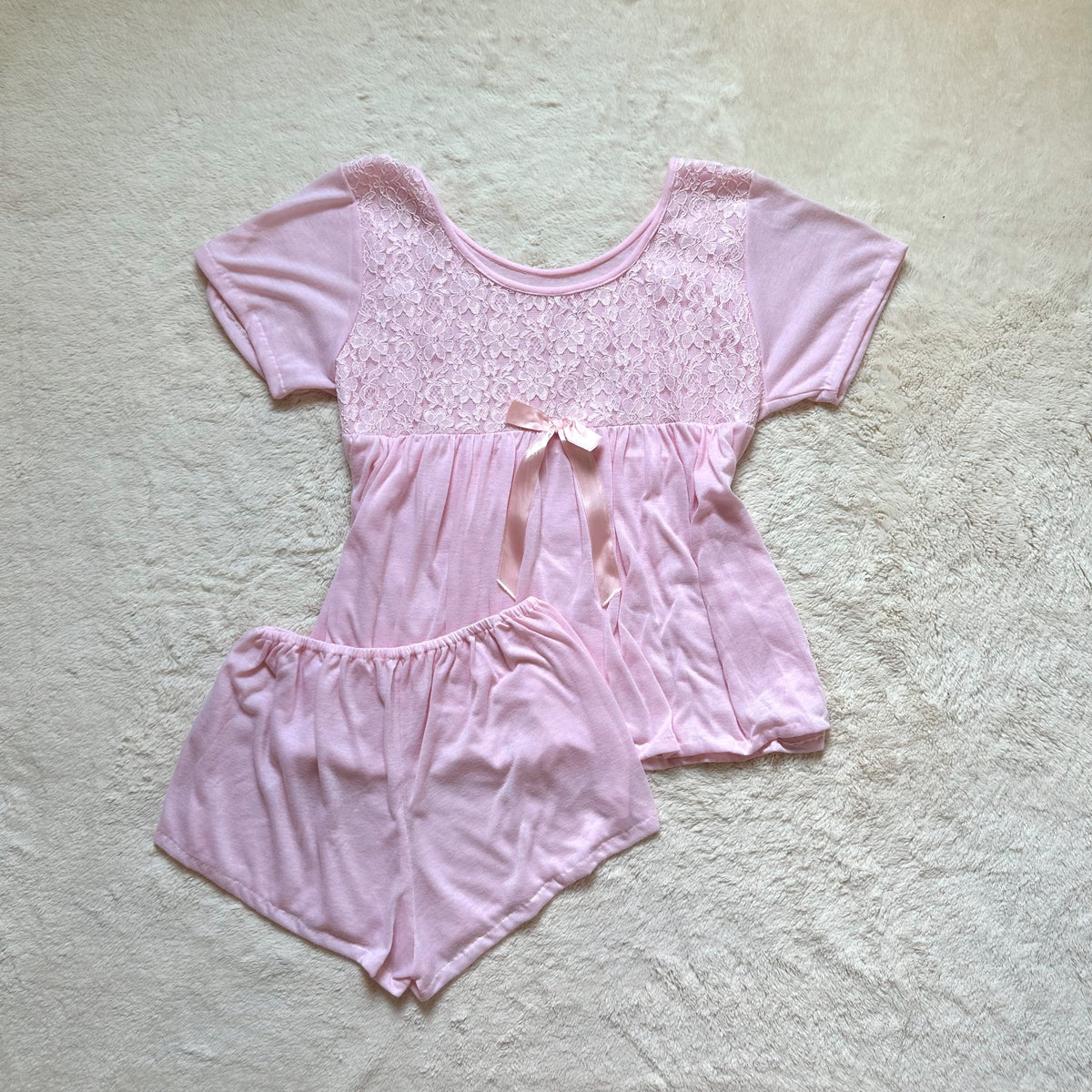 2000's sweet dreams sleep set