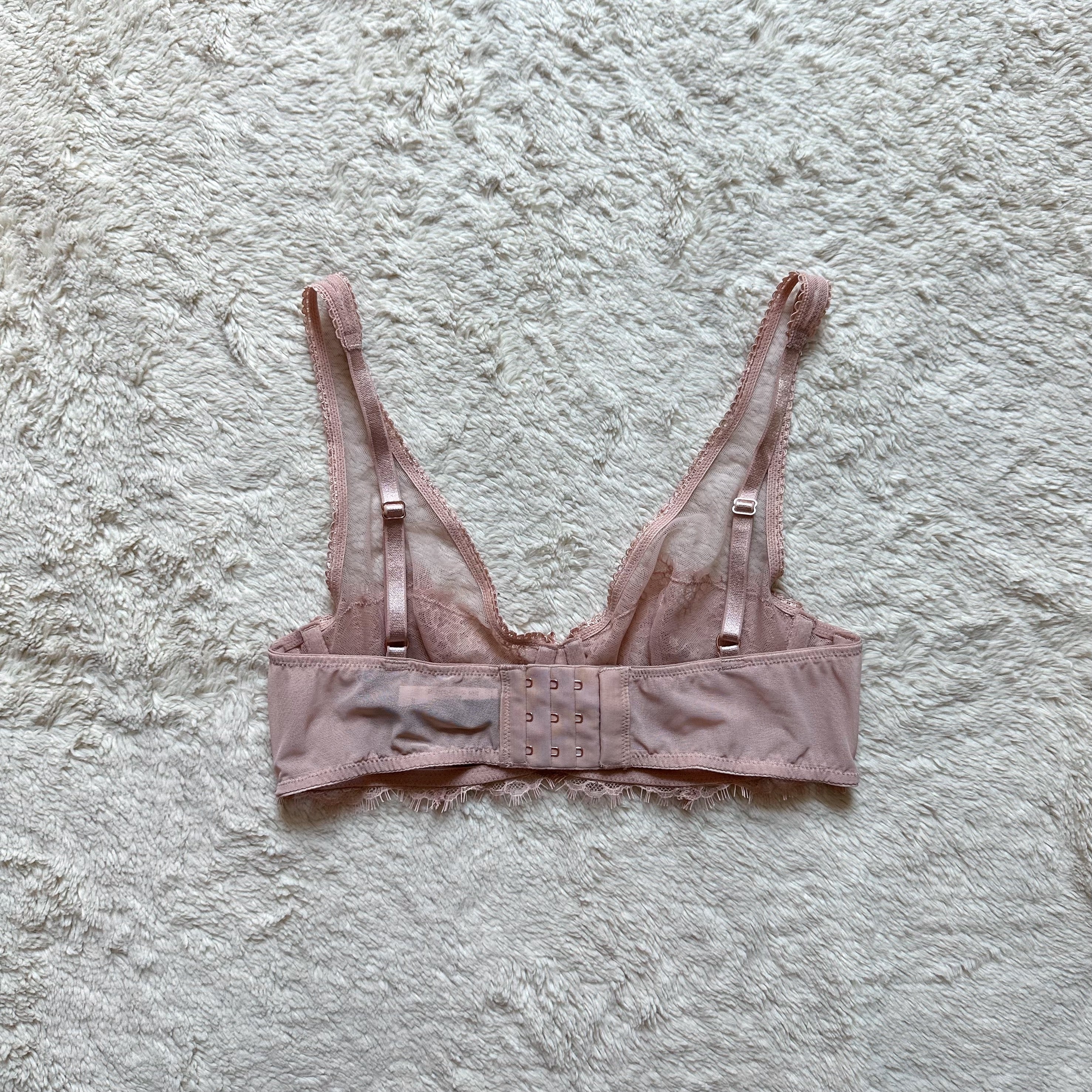 2020 quiet petal bra