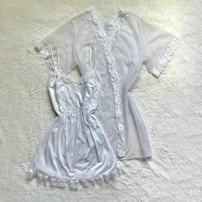 1980's honeymoon night lounge set
