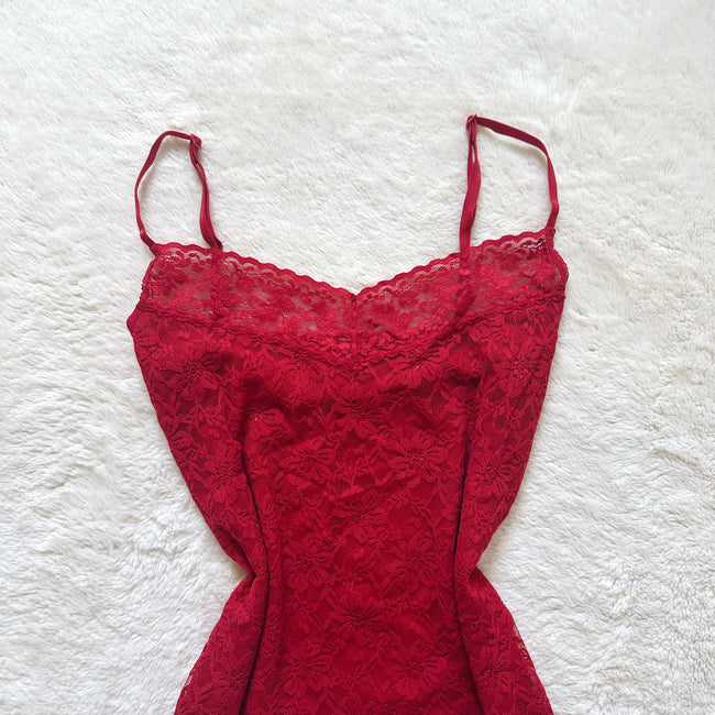 2000's red haze camisole