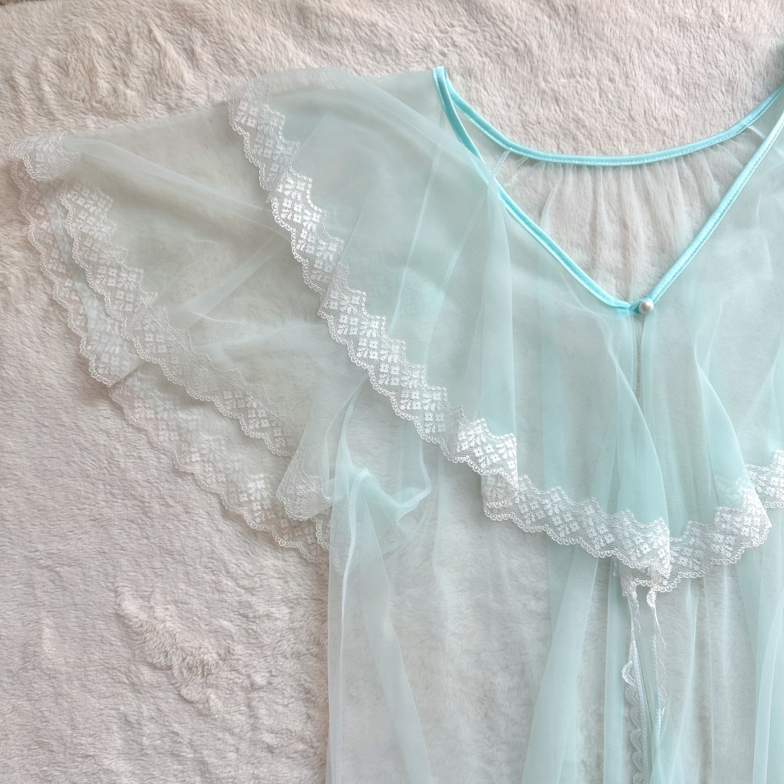 1980's aqua dream peignoir