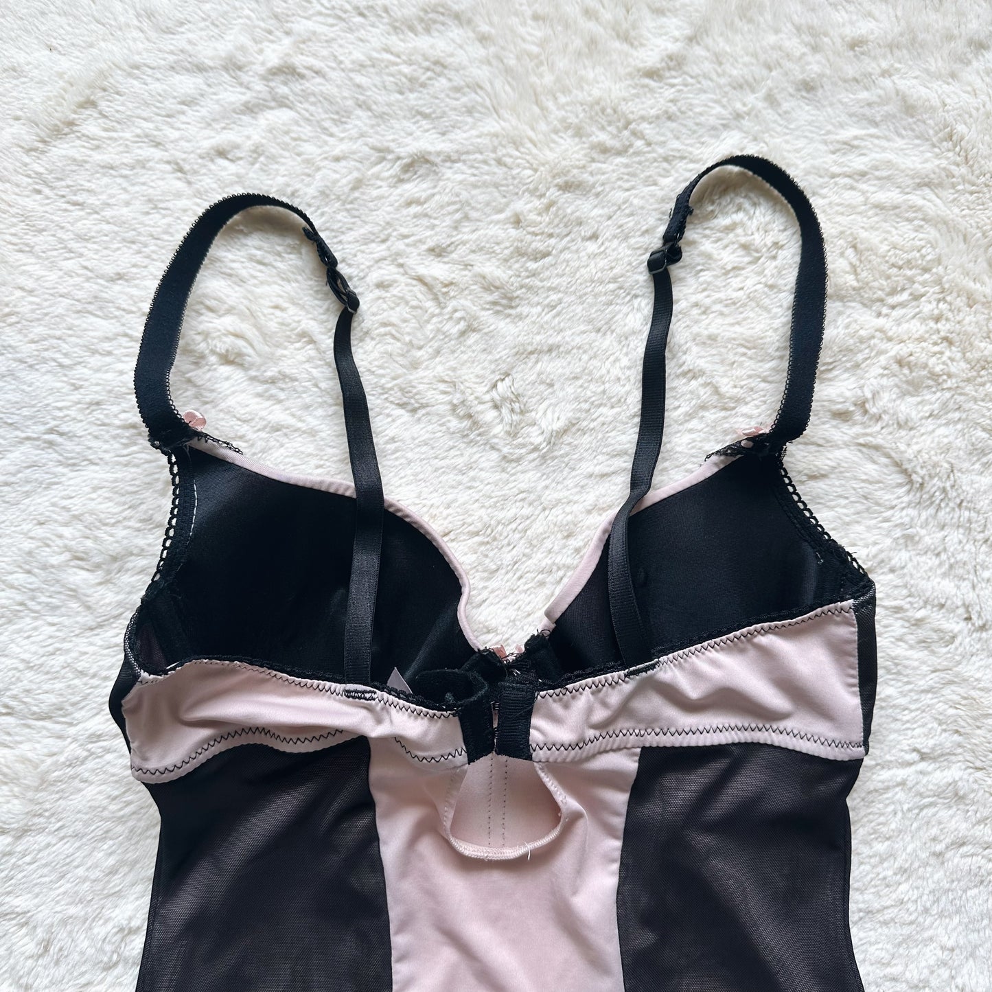 2000's blush noir bustier