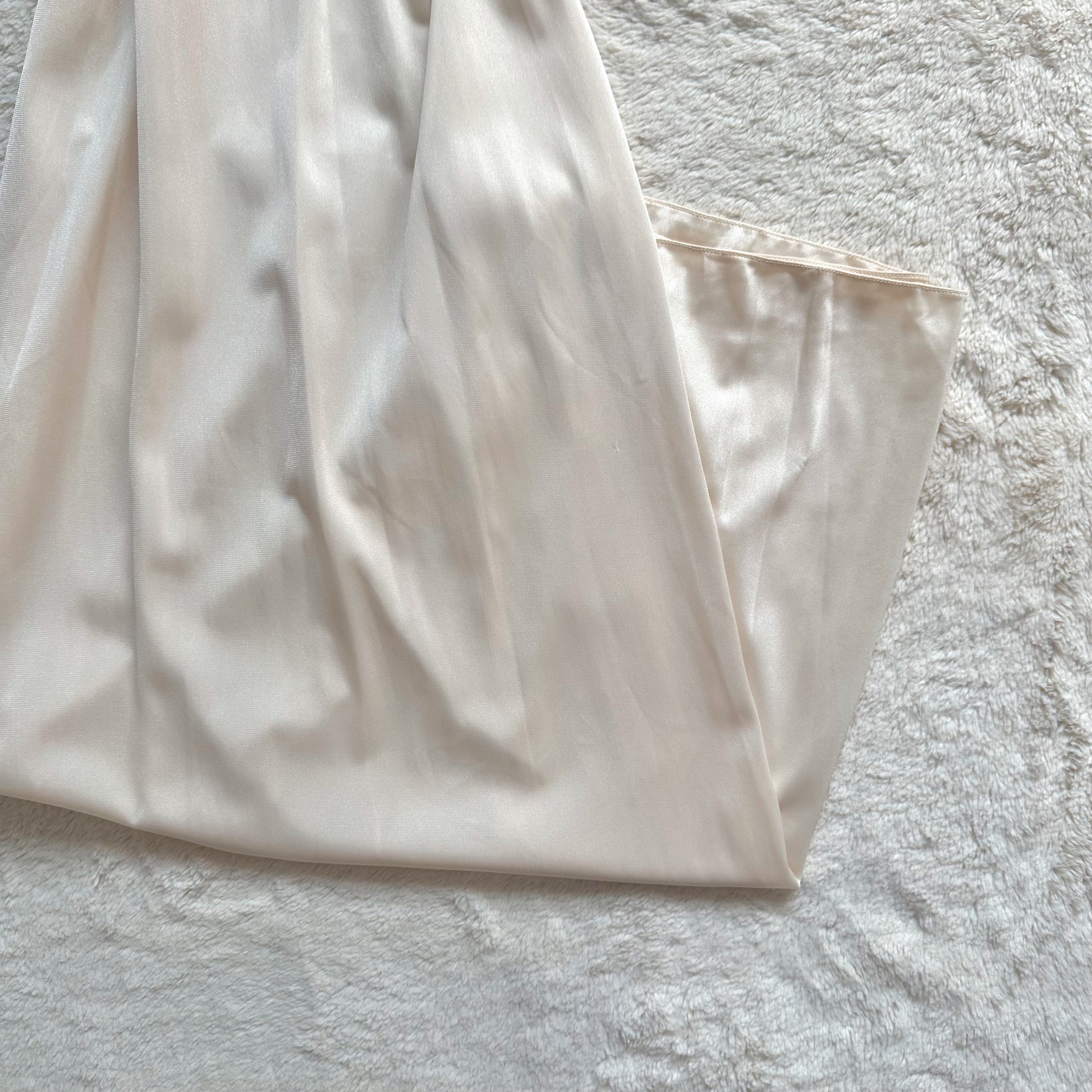 1980's cream pearl negligee