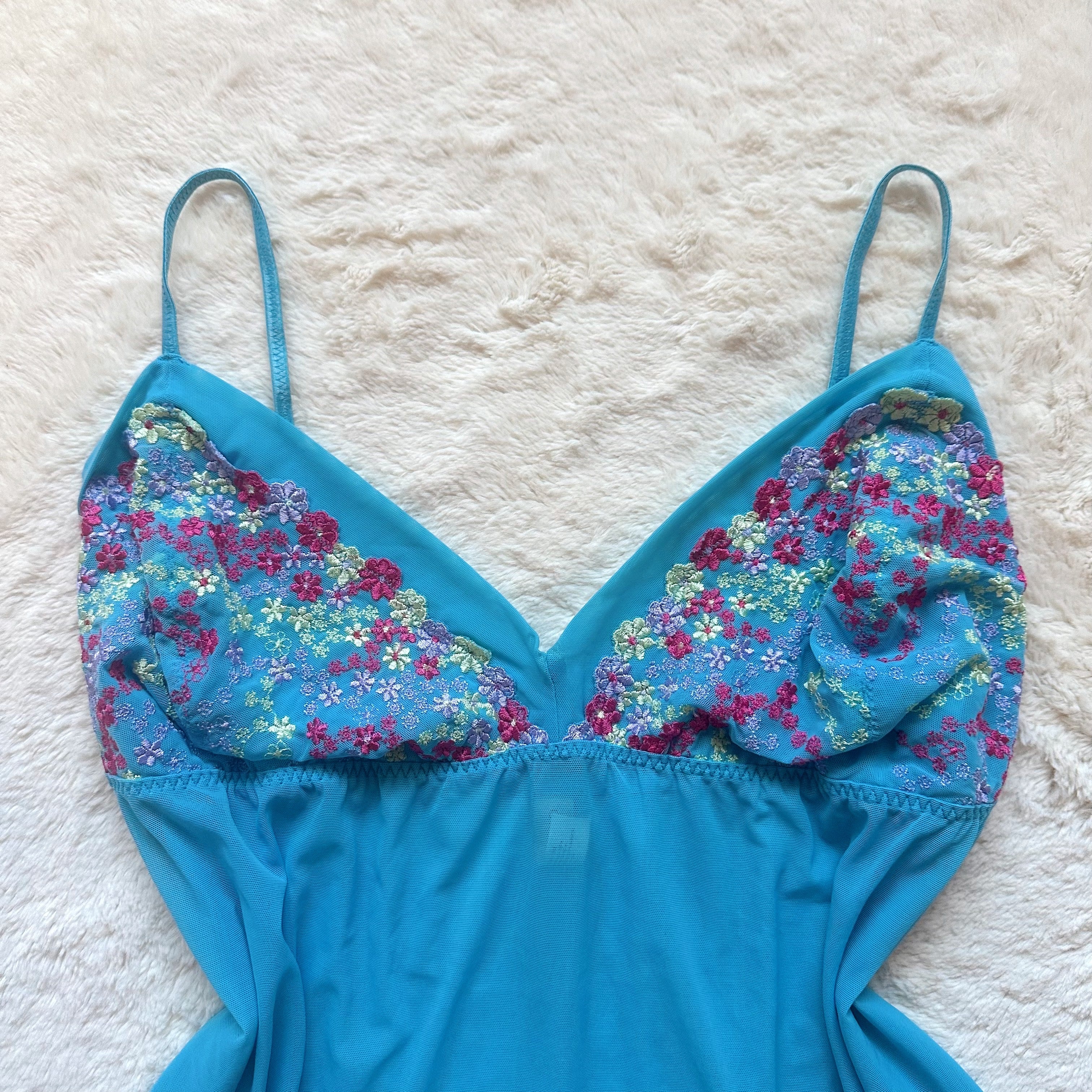 2000's berry skies camisole
