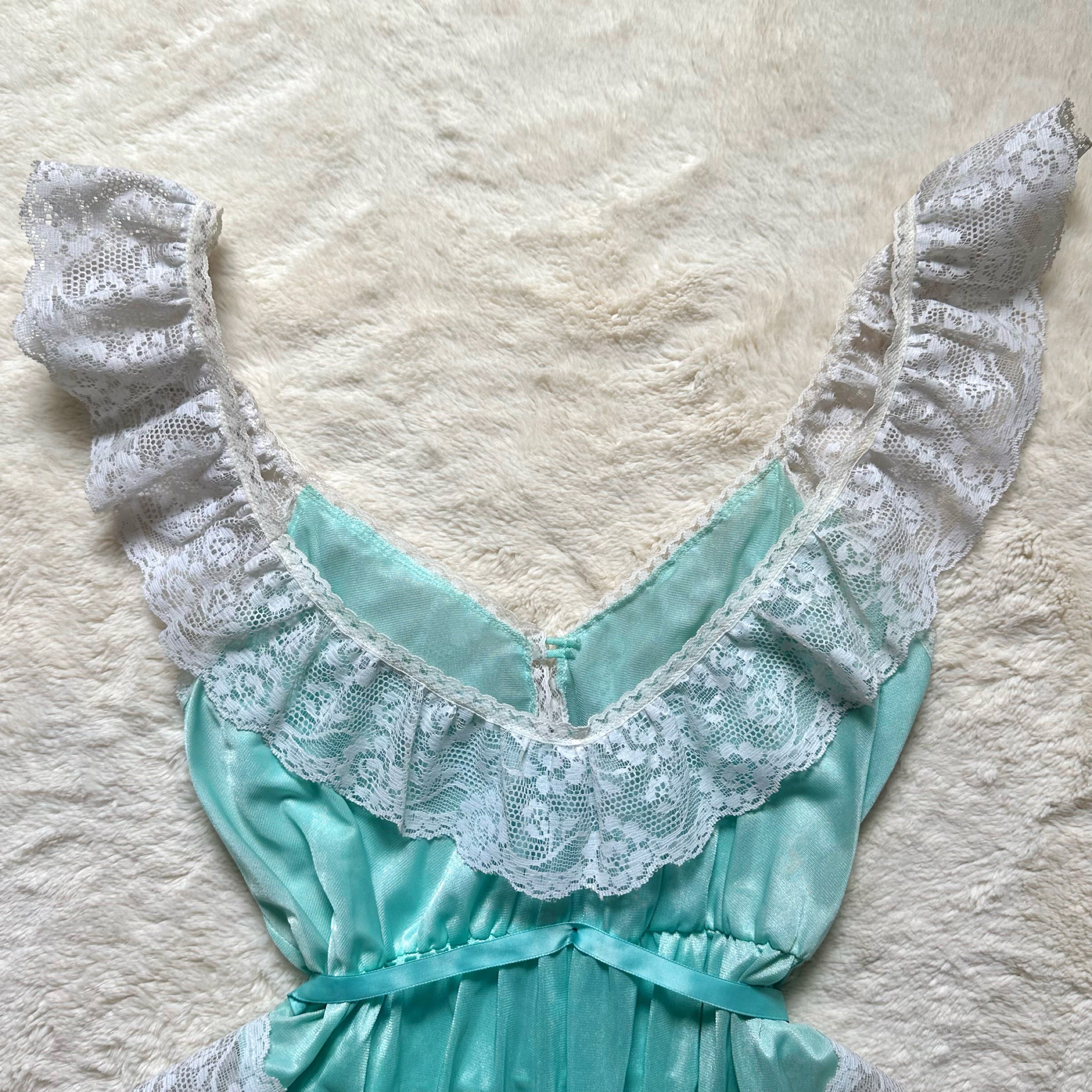 1980's aqua ruffle teddy