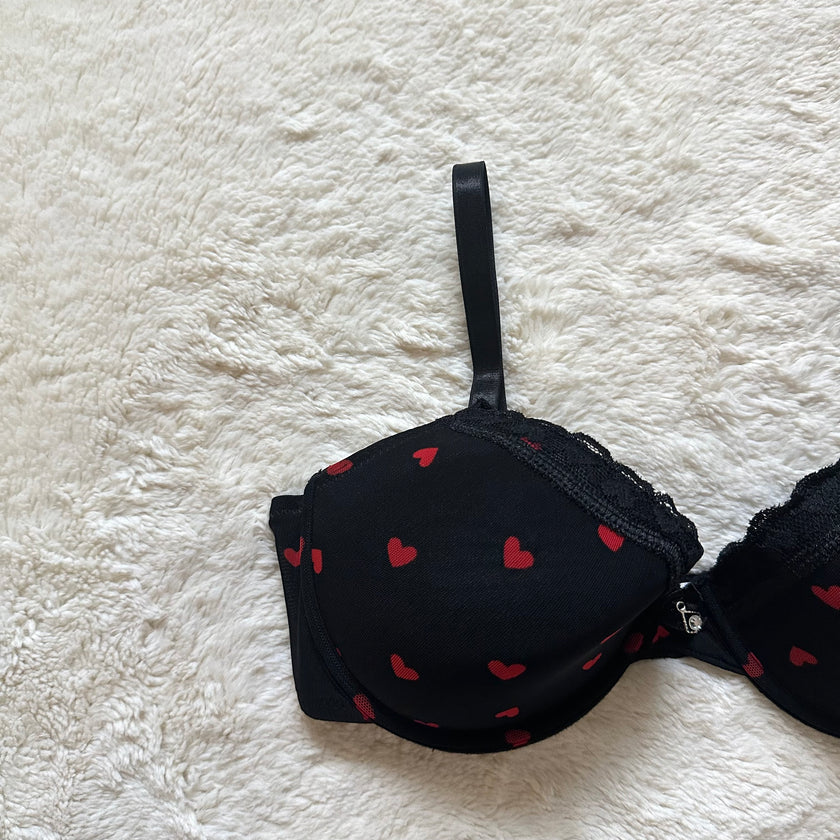 2000's heartbreaker bra + panty set