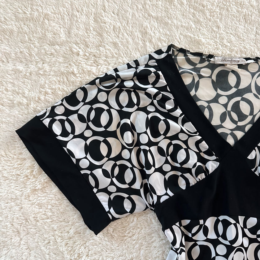 2000's midnight mod top