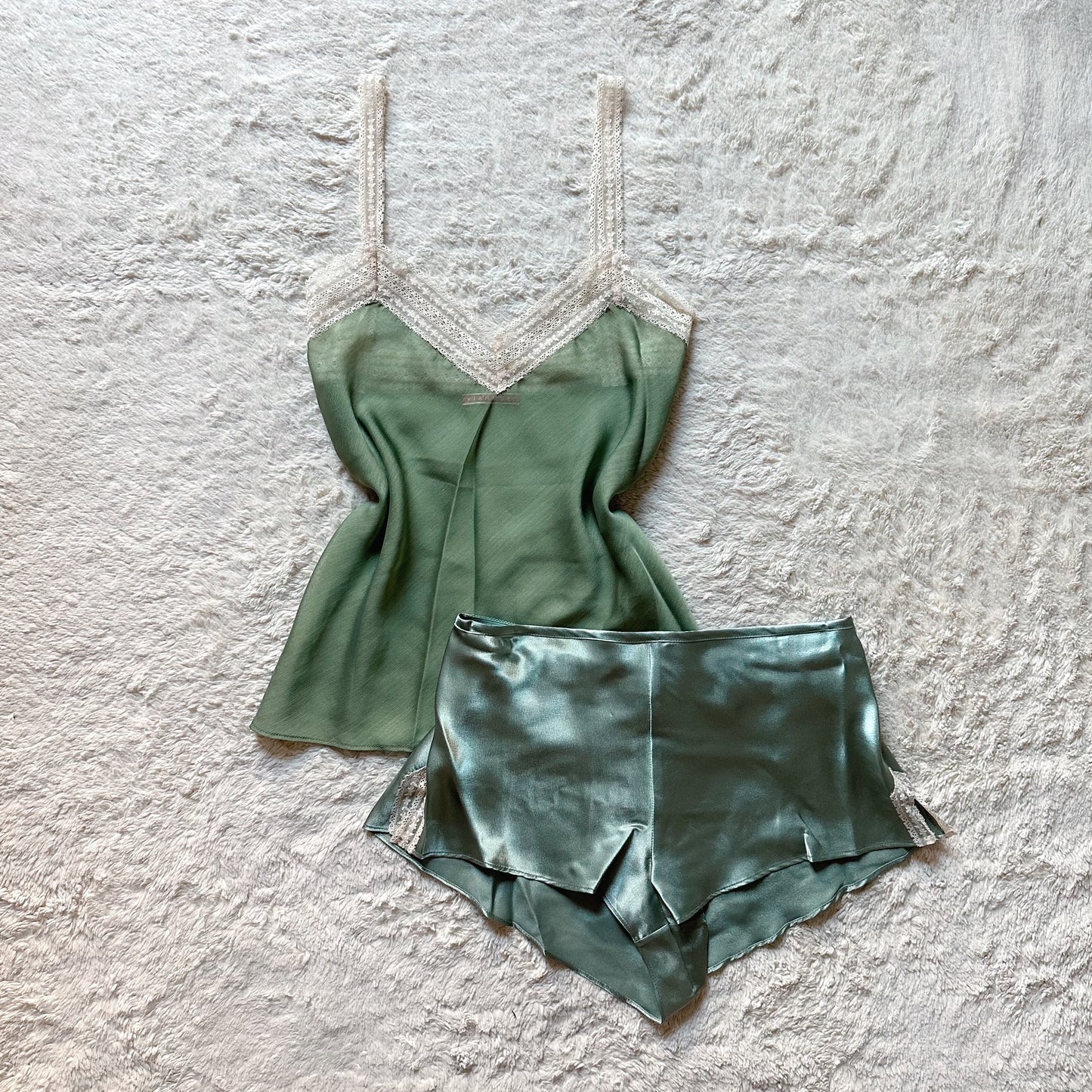 2000's olive green + cream sleep set