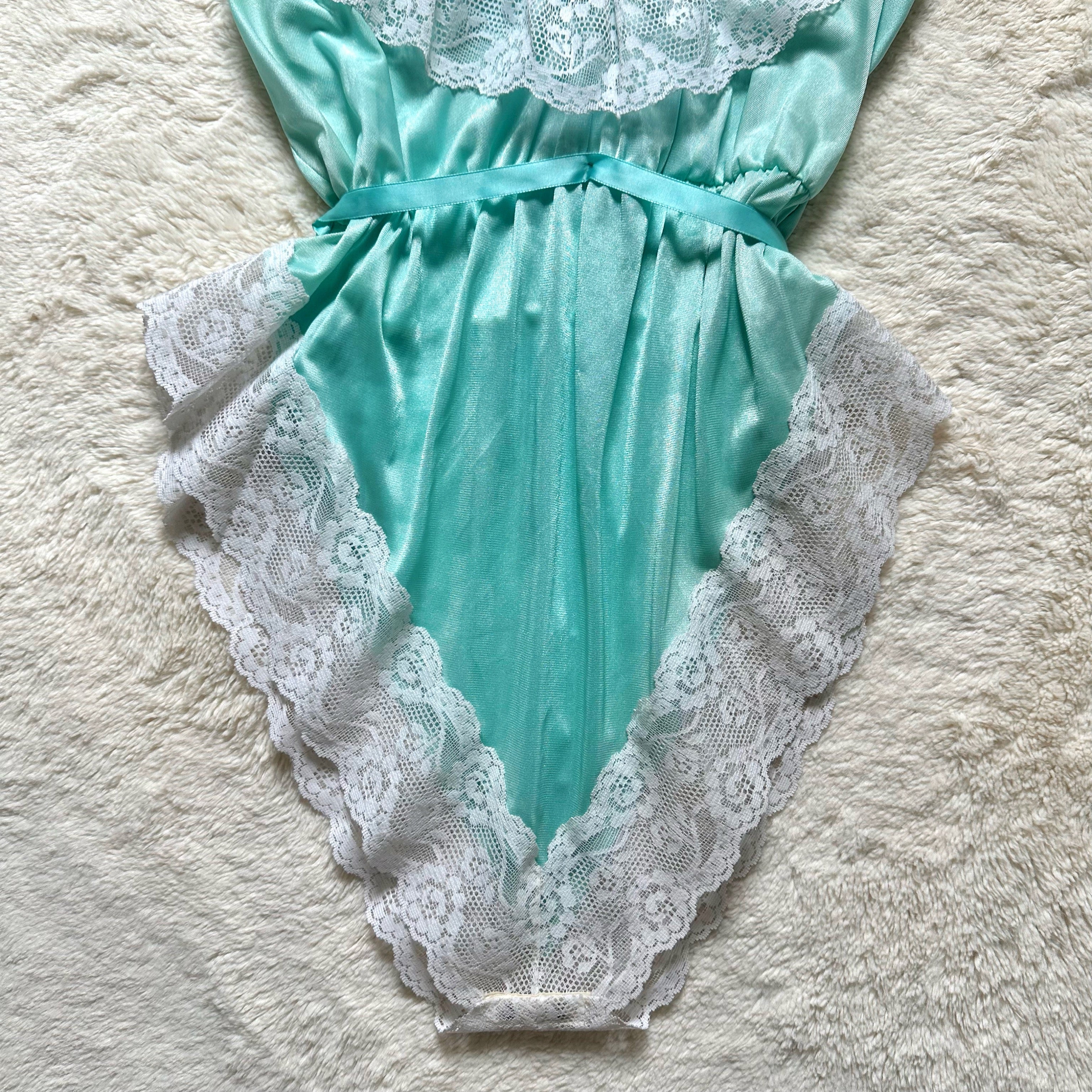 1980's aqua ruffle teddy