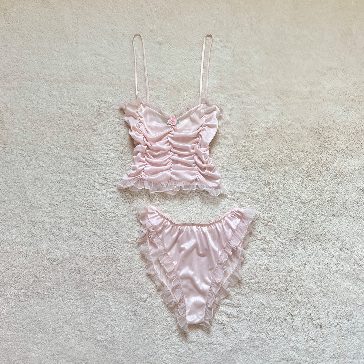 2000's dollface lounge set
