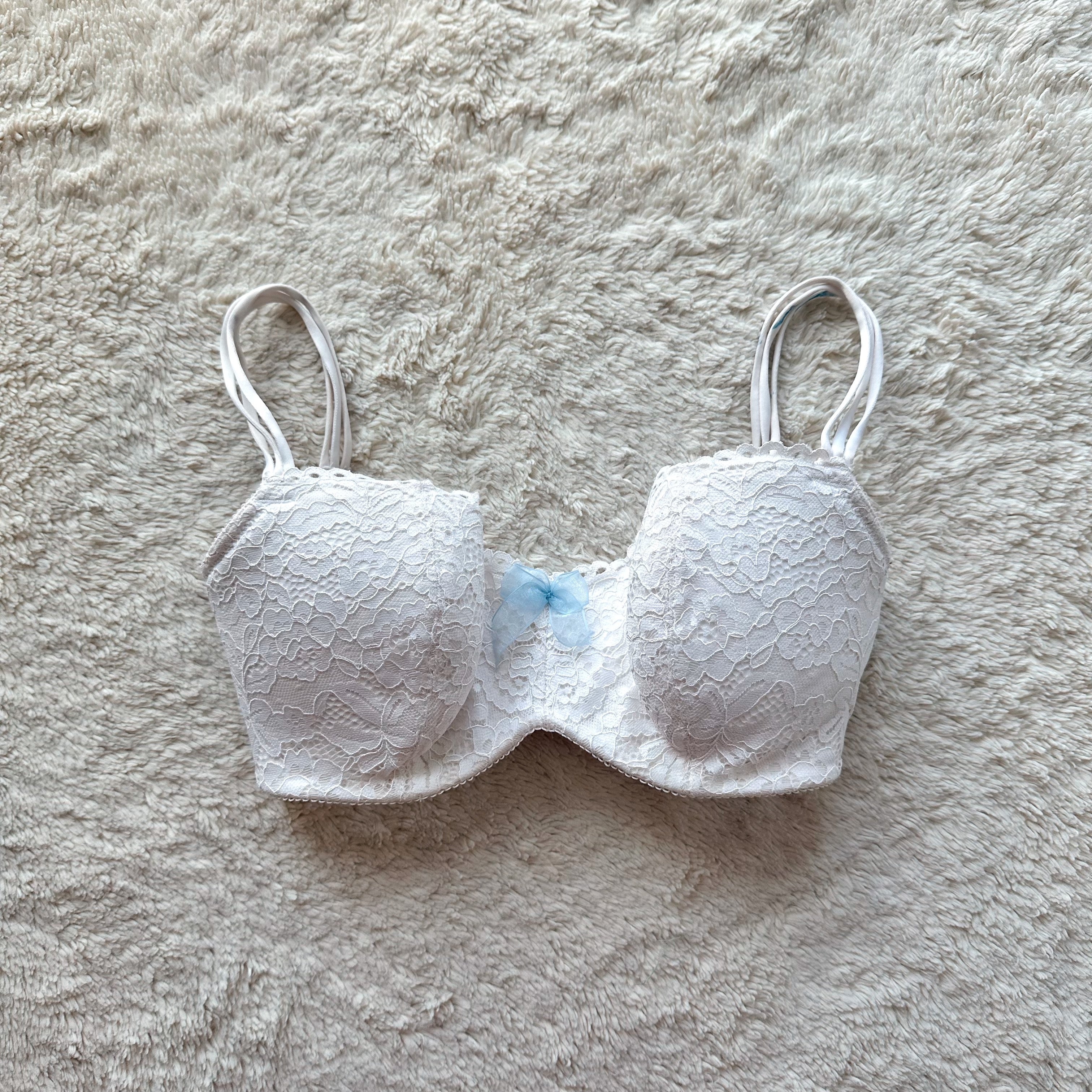 contemporary cinderella lace bra