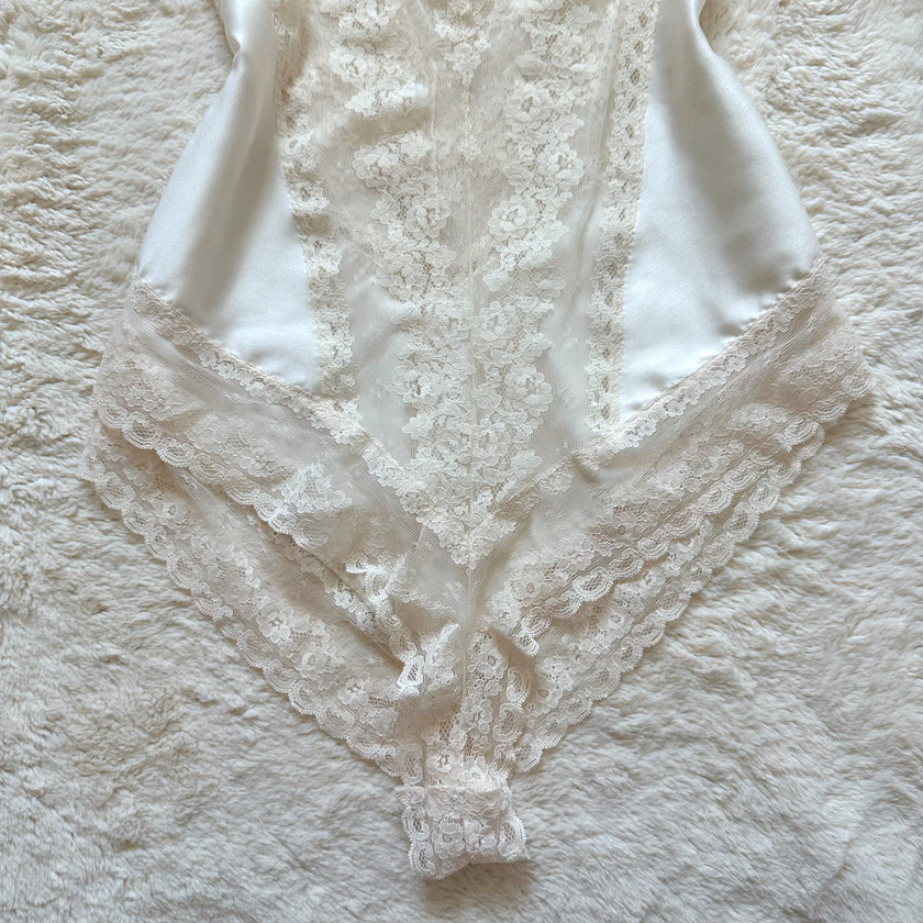 2000's ivory whisper teddy bodysuit