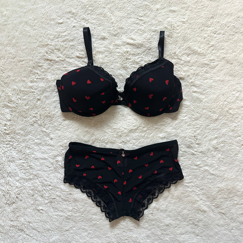 2000's heartbreaker bra + panty set