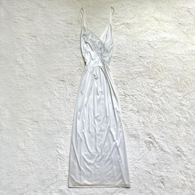 1990's moonlit aisle negligee
