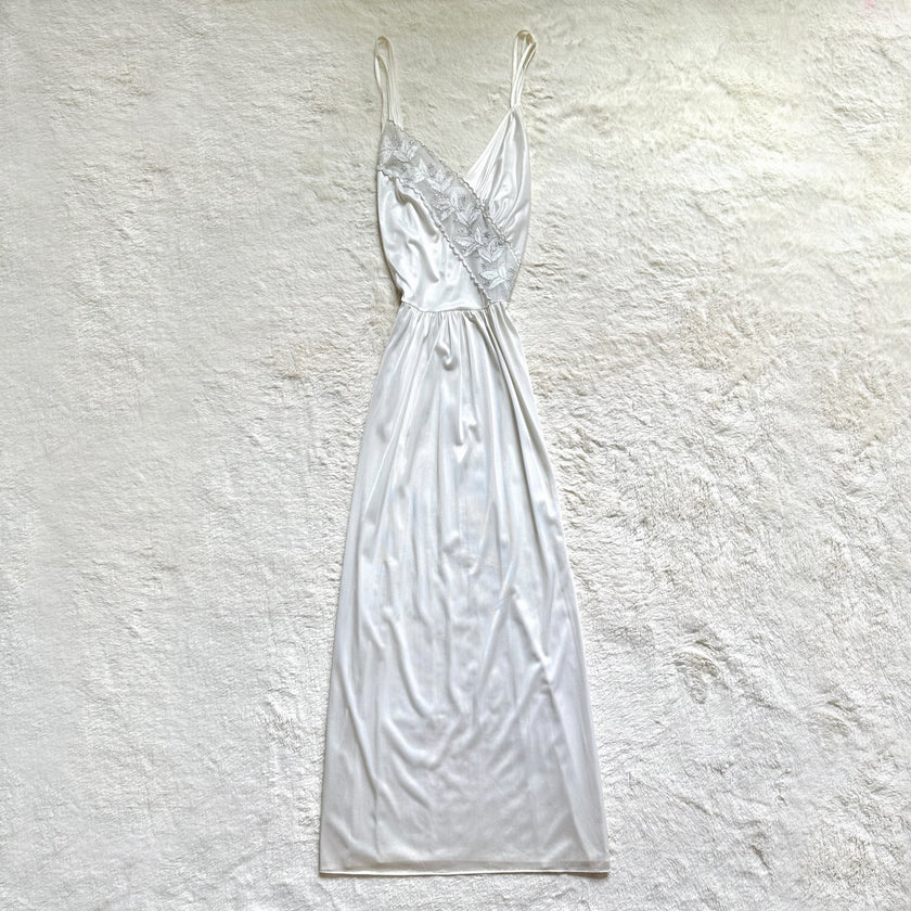 1990's moonlit aisle negligee