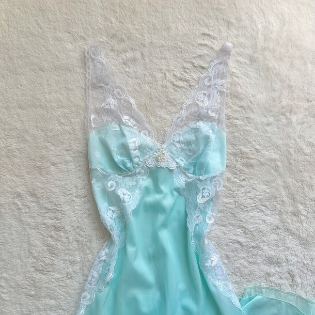 1980's aqua belle negligee