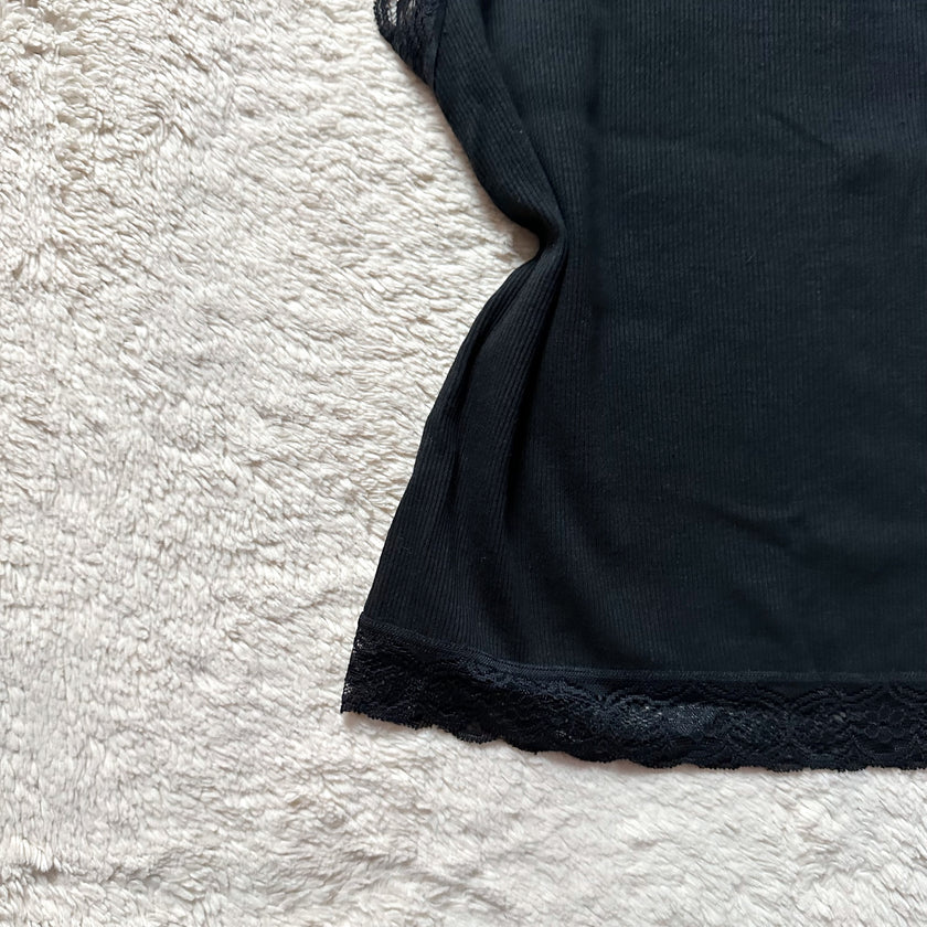 2000's midnight lace camisole