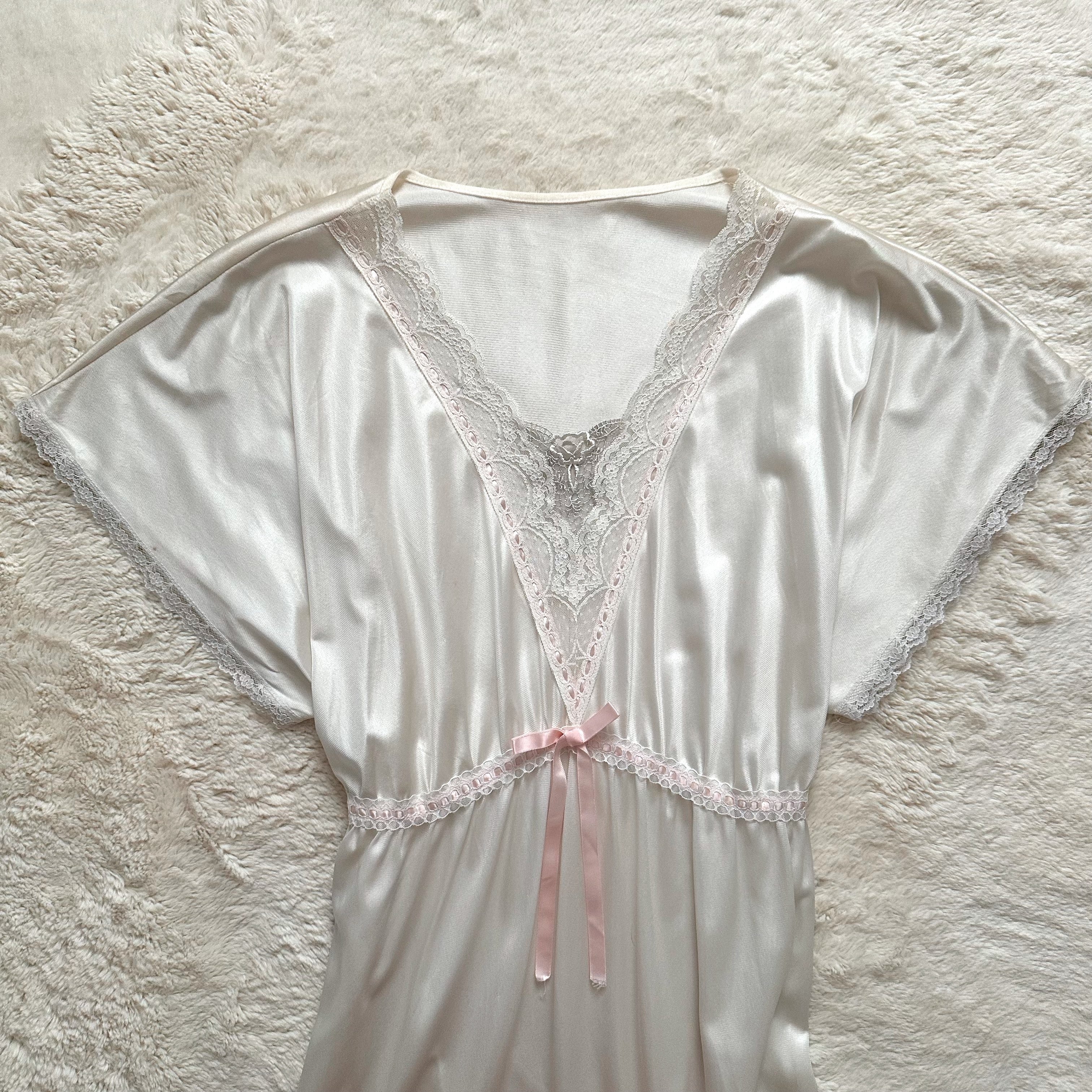 1990's dove hour negligee