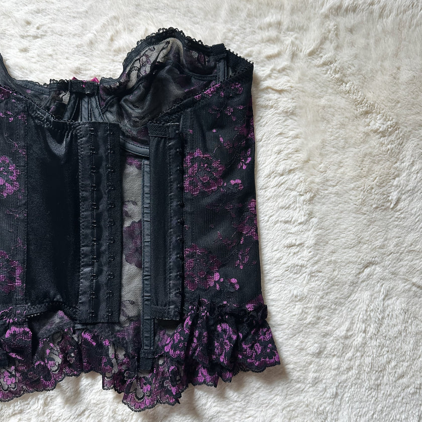 1990's gothic princess lace corset