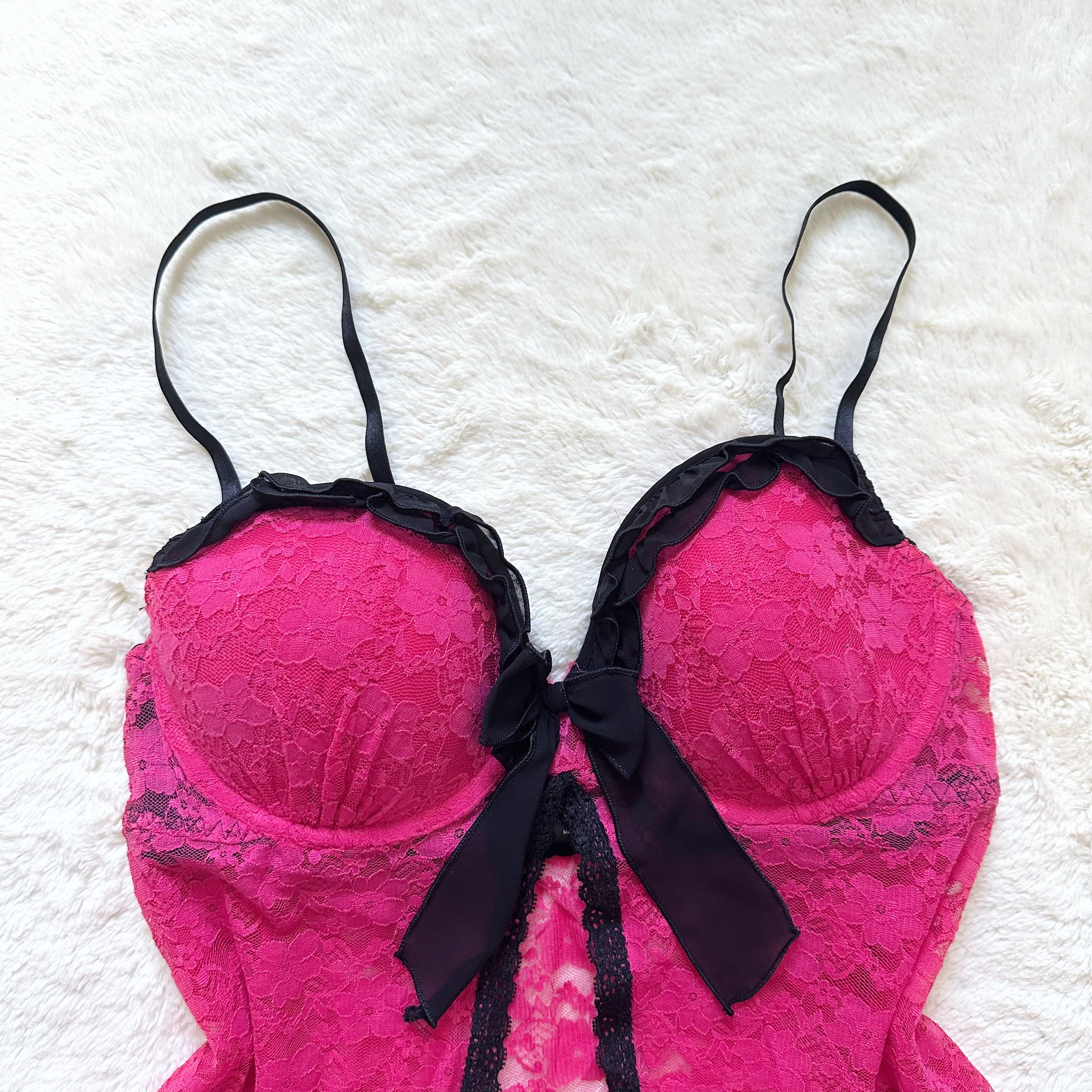 2000's raspberry lace camisole