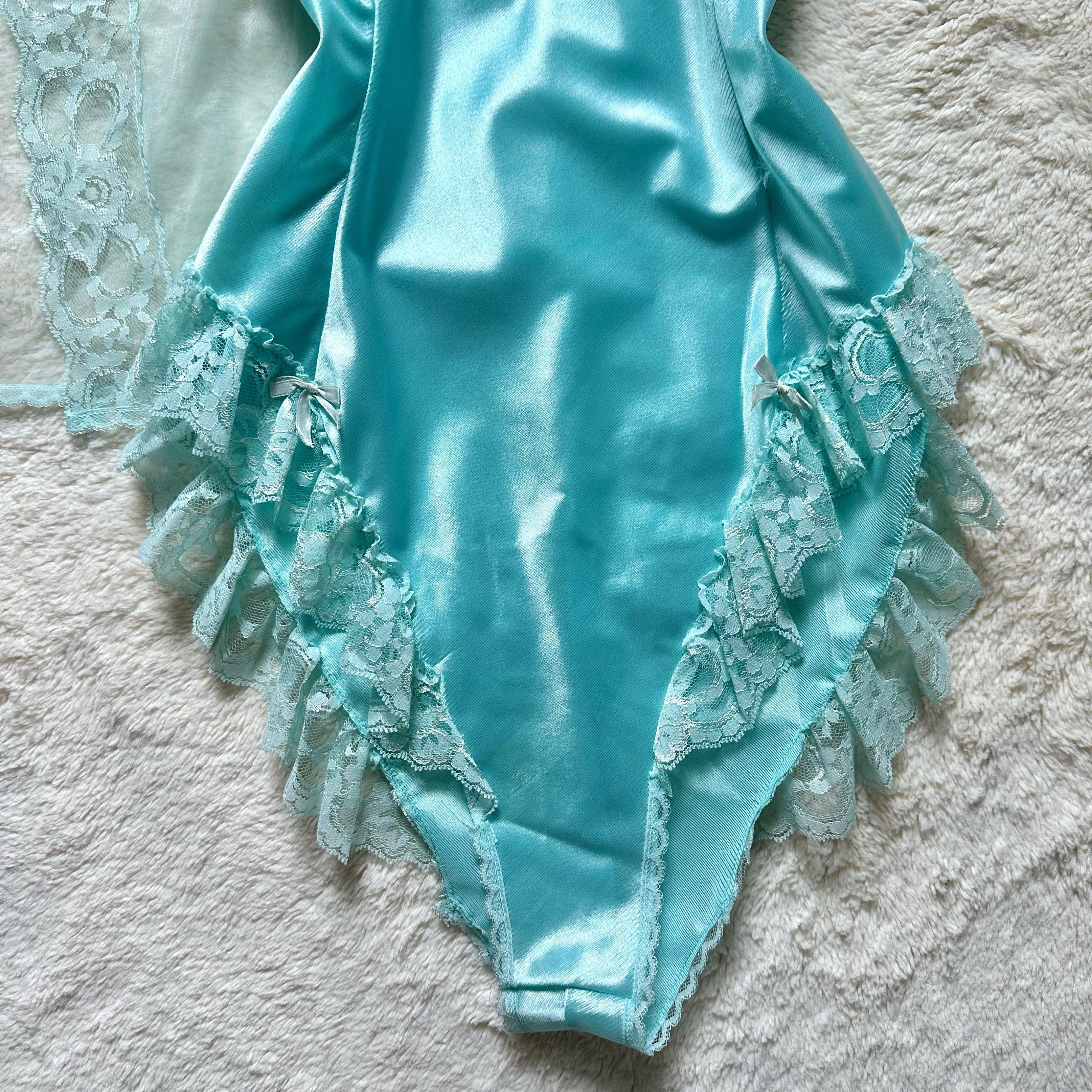 1980's aqua rose 2 pc set