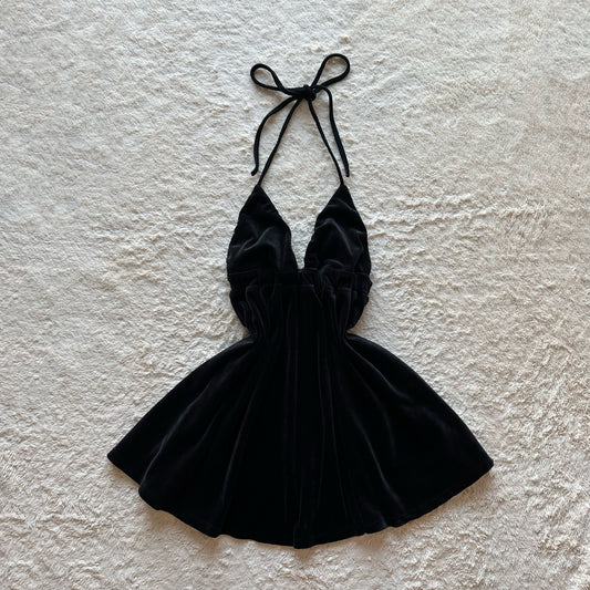 brandy melville europe exclusive velvet halter dress