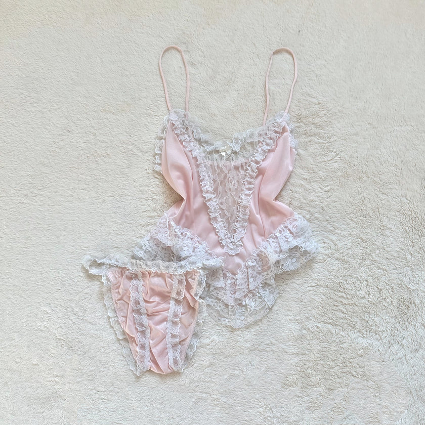 1980's petal & pearl set