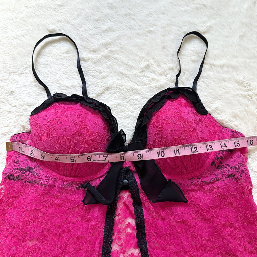 2000's raspberry lace camisole