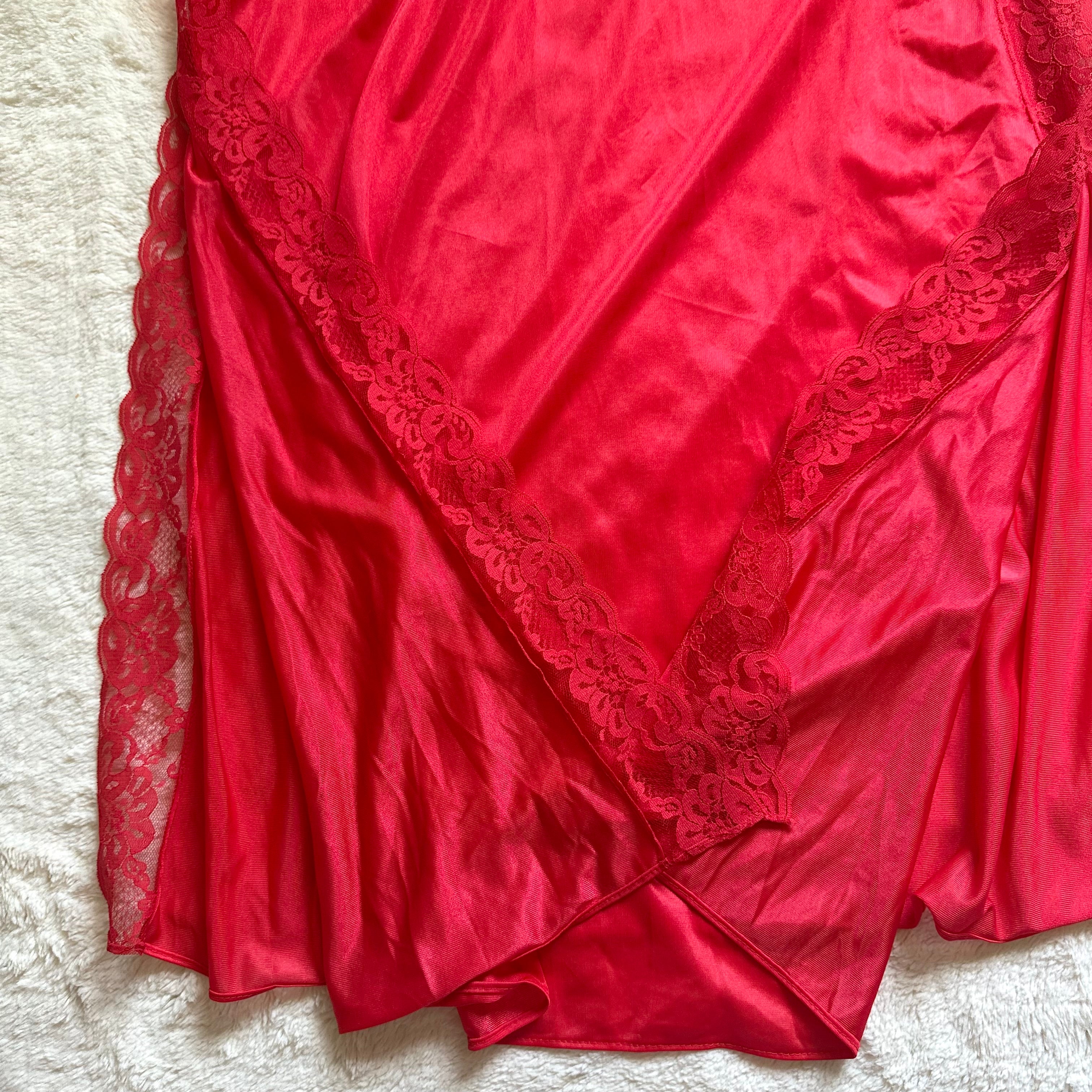 1990's scarlet rendezvous negligee