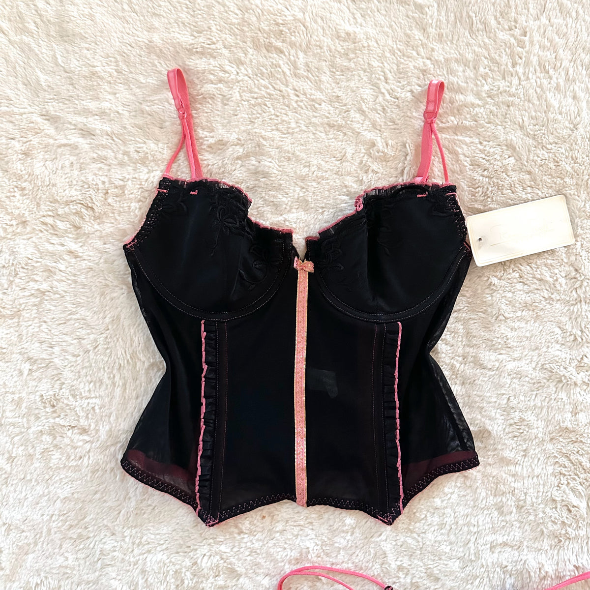 2000's noir rose bustier set