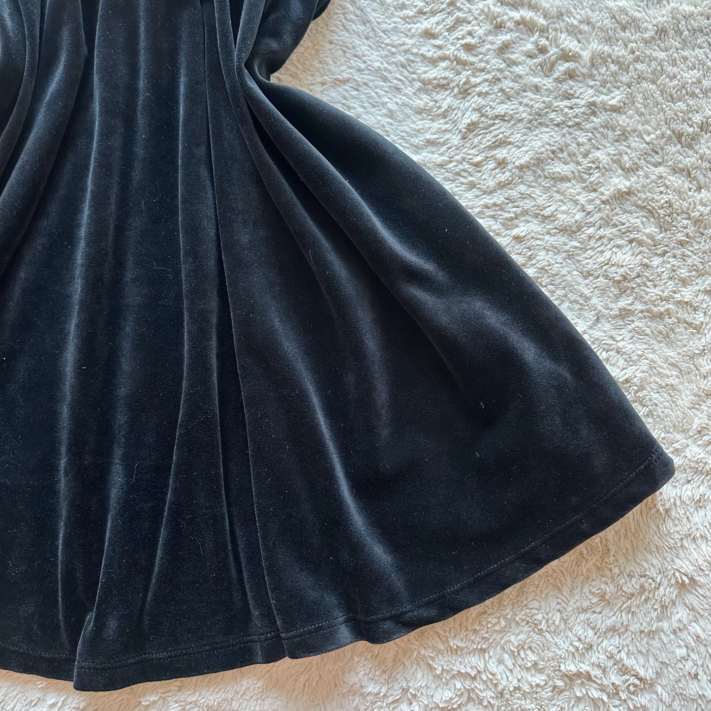 brandy melville europe exclusive velvet halter dress